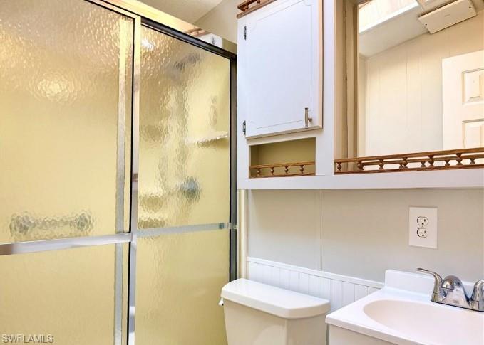 16 Bass LN 16 photo 20