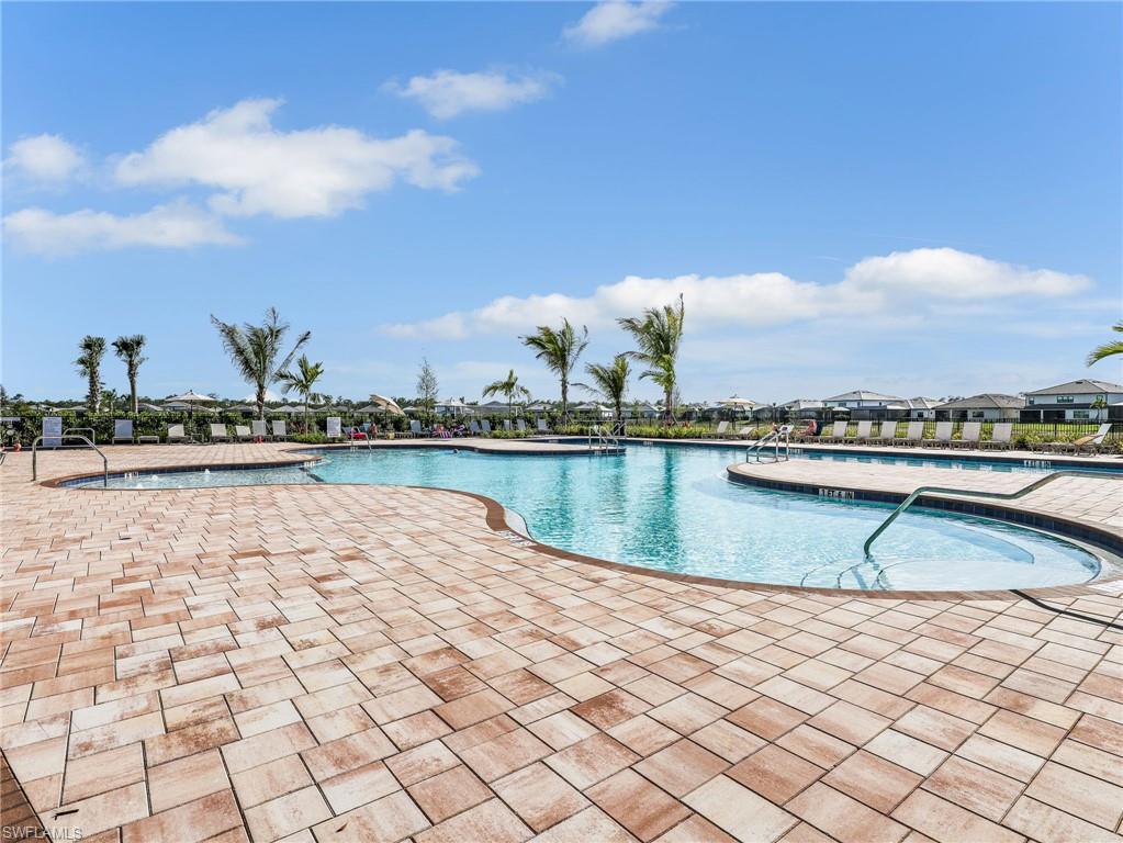 West Amenity Pool
