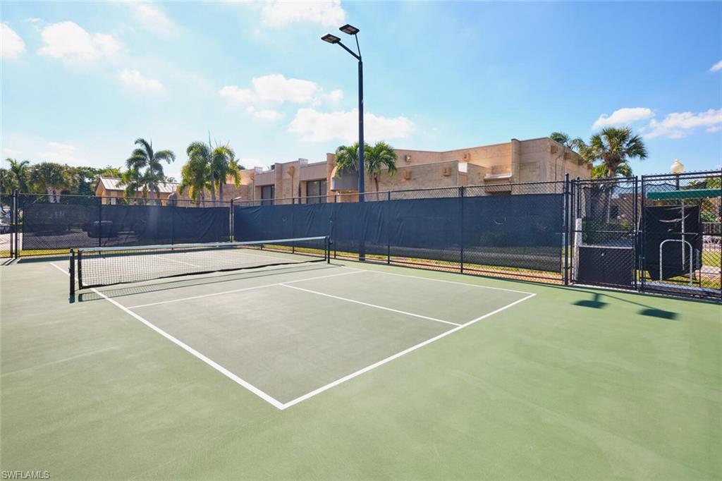 Pickle Ball Courts