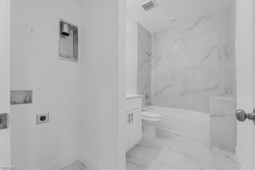 Guest Bath/Laundry