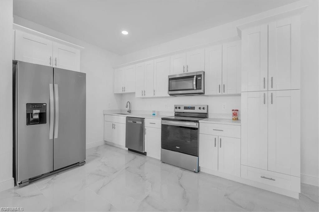 237/239 Milwaukee BLVD 237 photo 11