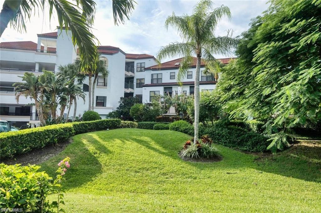 334 La Peninsula BLVD 334