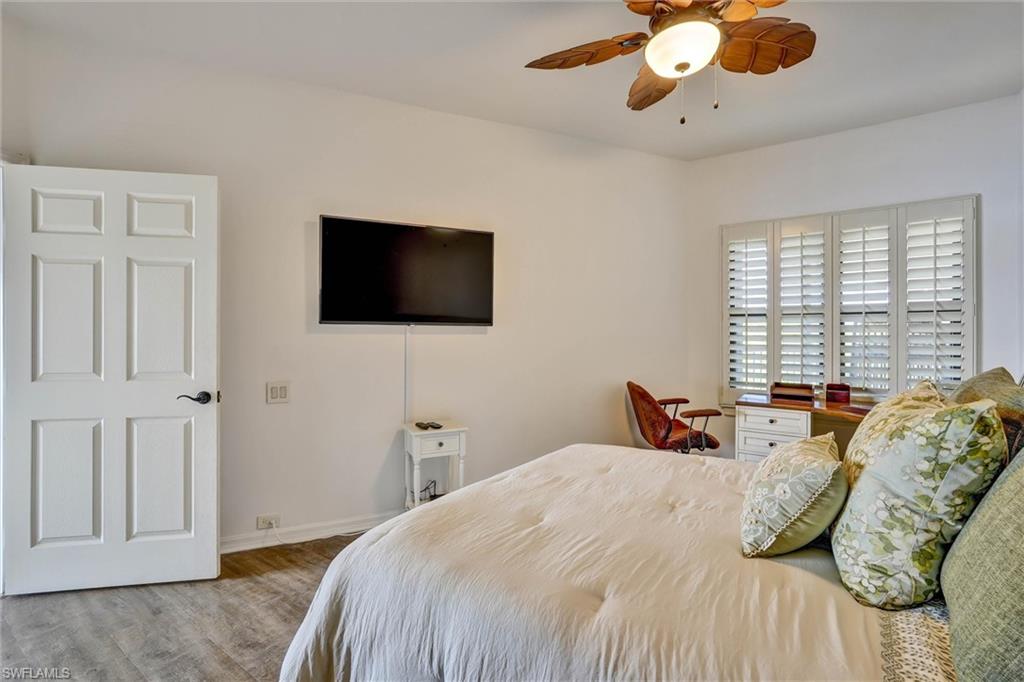 334 La Peninsula BLVD 334 photo 24