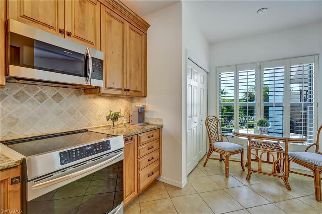 334 La Peninsula BLVD 334 photo 19
