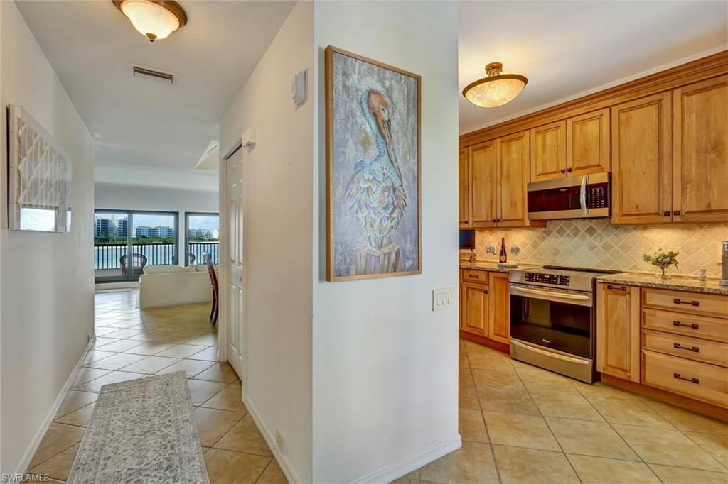 334 La Peninsula BLVD 334 photo 8