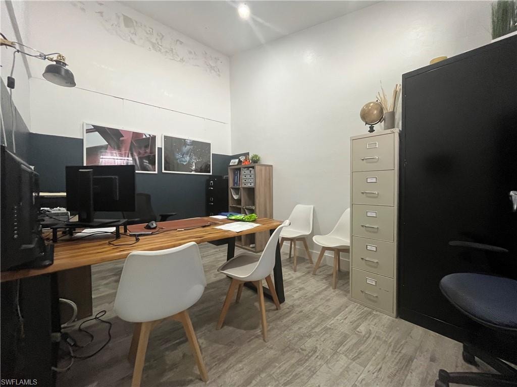 Office 4