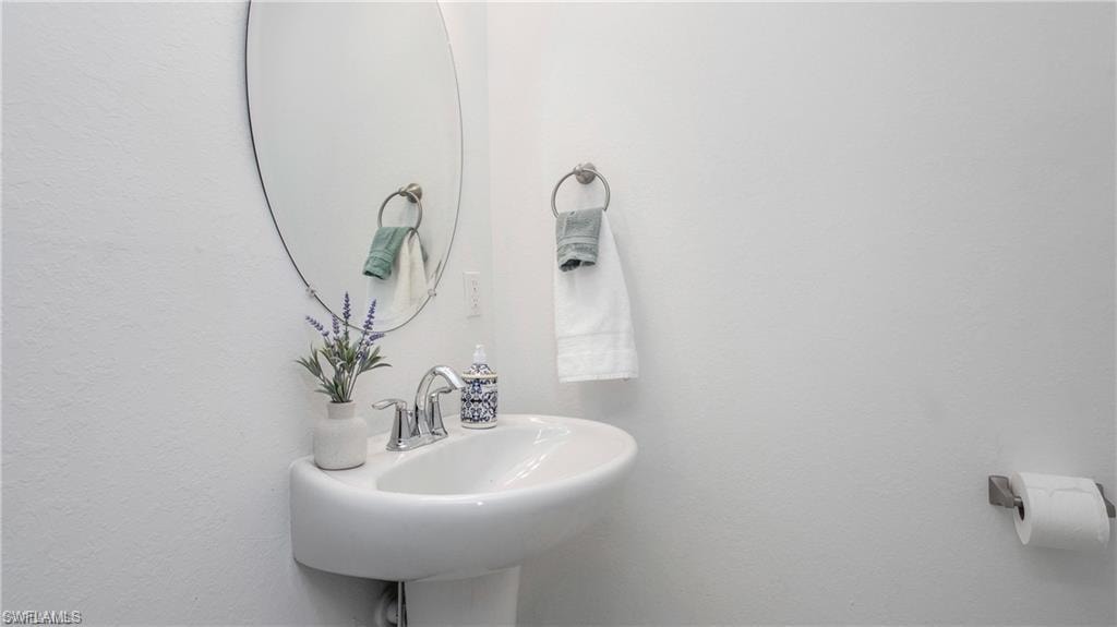 2792 Blossom WAY photo 26