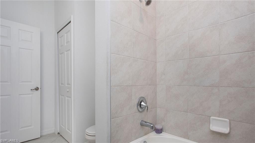 2792 Blossom WAY photo 15