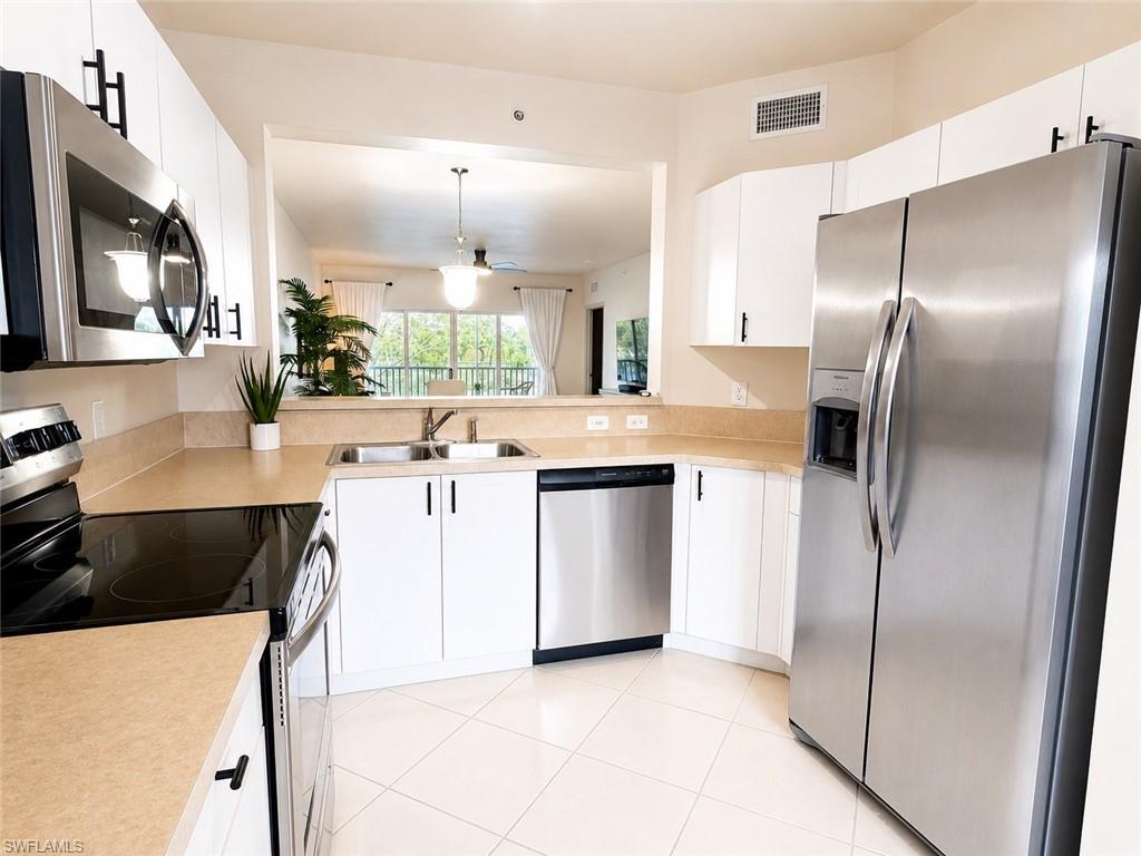 7839 Regal Heron CIR 202