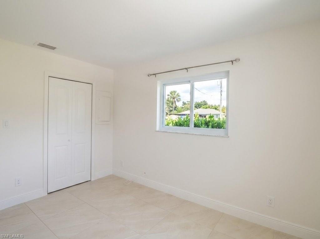 5332 Myrtle LN photo 19