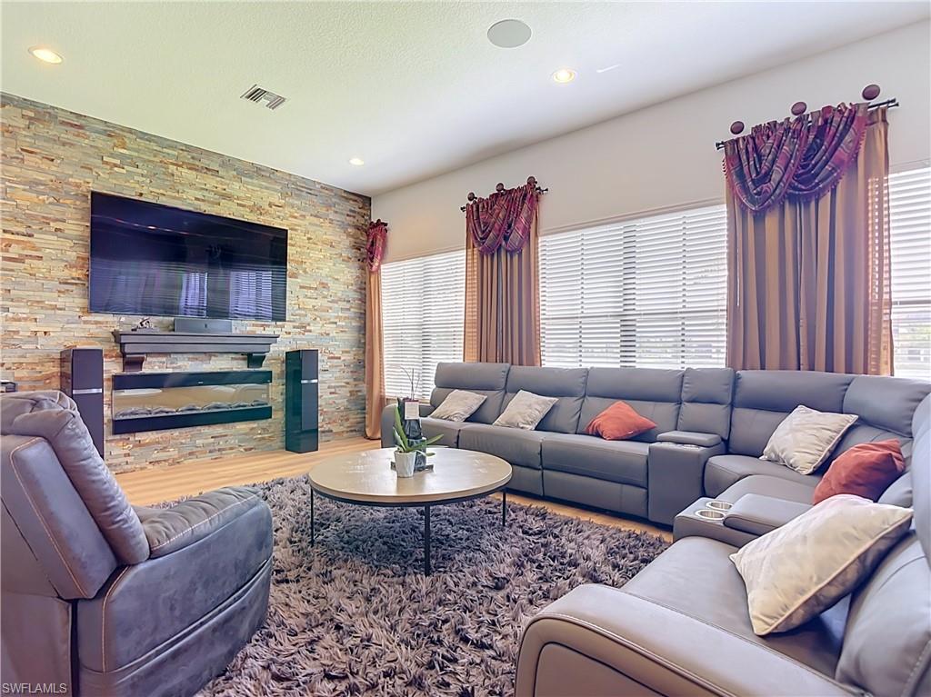 5024 Milano ST photo 17