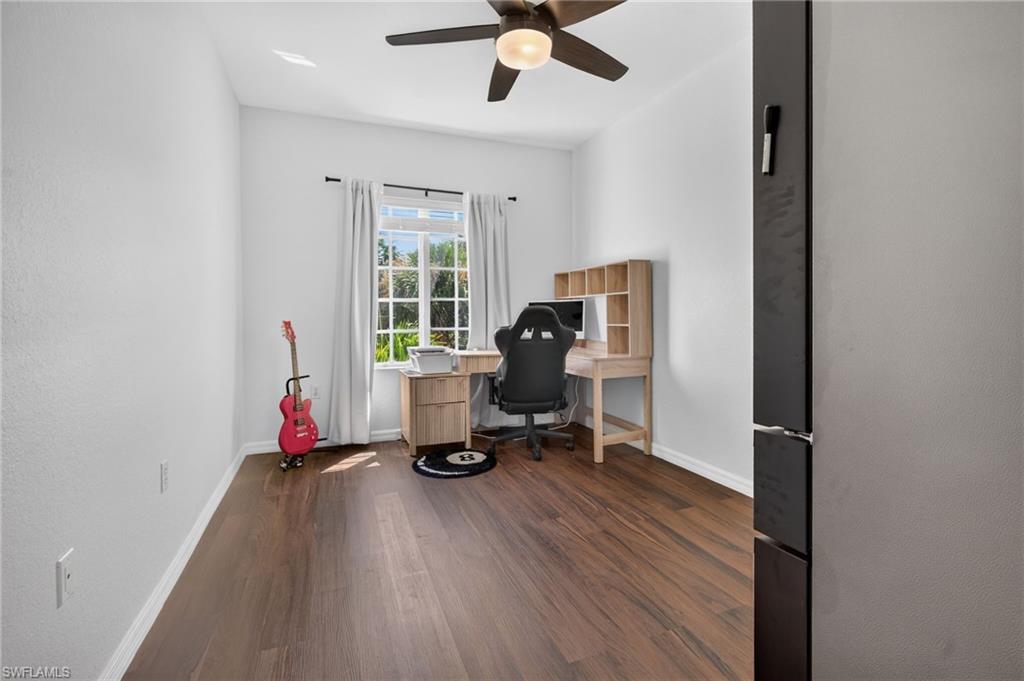 20254 Royal Villagio CT 203 photo 32