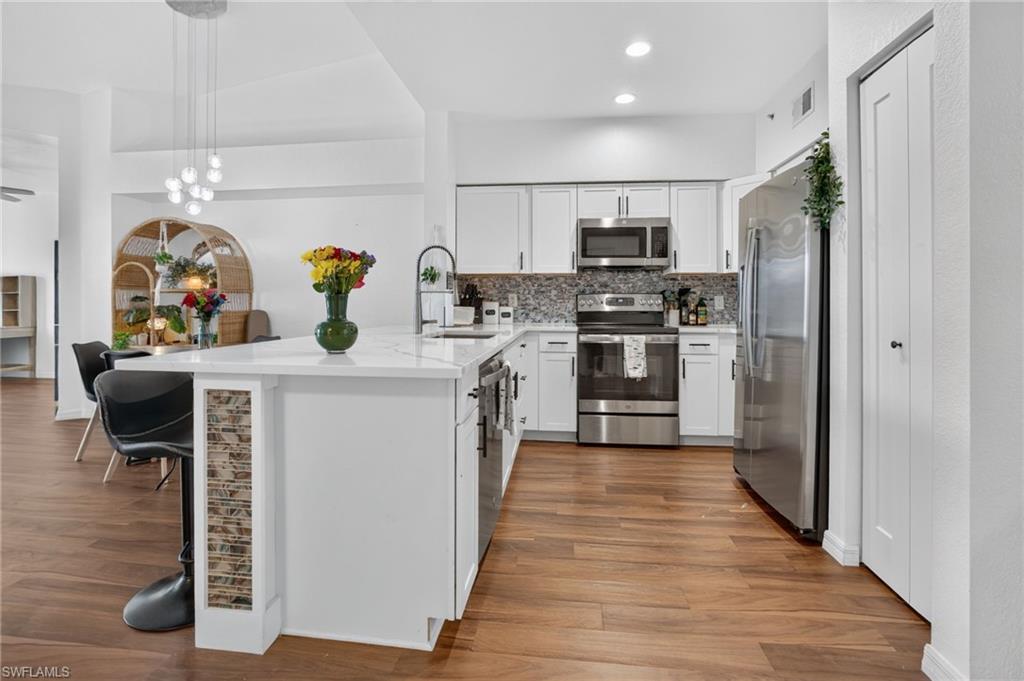 20254 Royal Villagio CT 203 photo 9