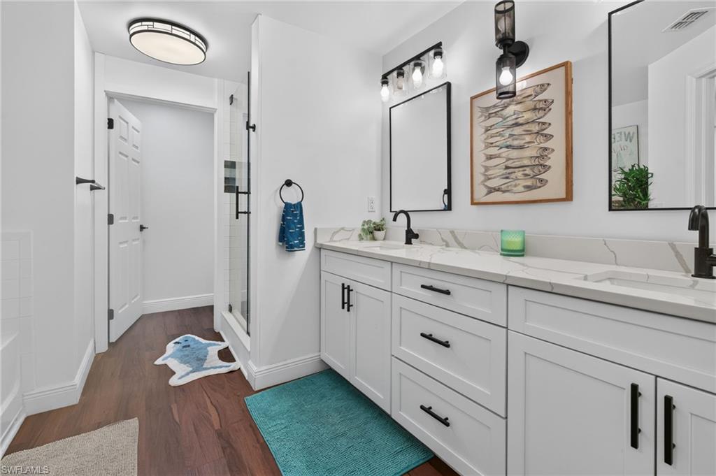 20254 Royal Villagio CT 203 photo 24