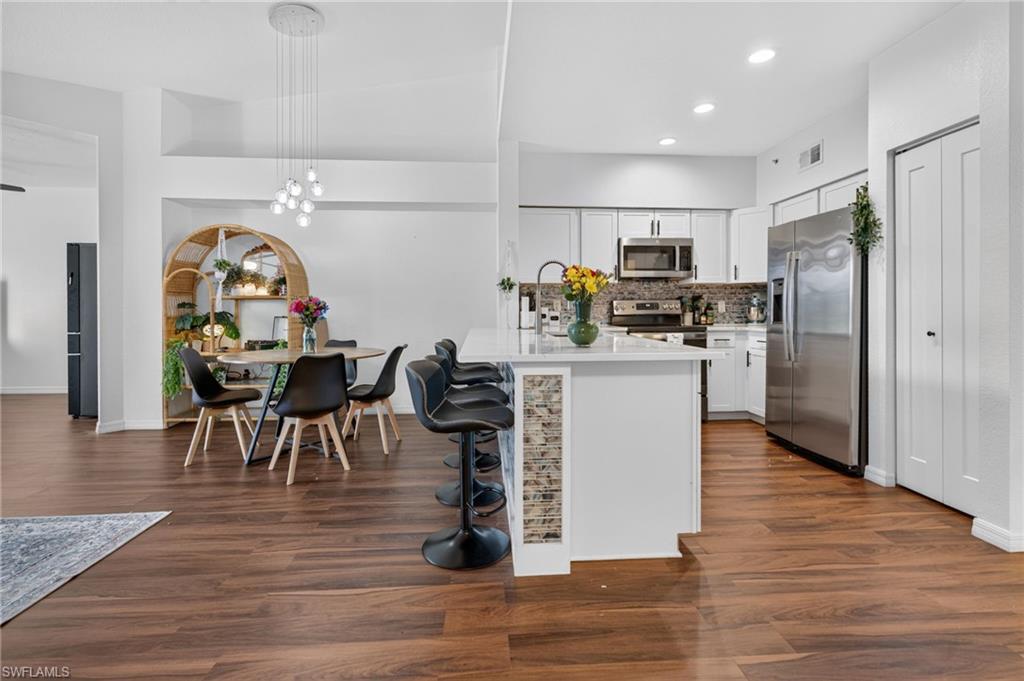 20254 Royal Villagio CT 203 photo 10