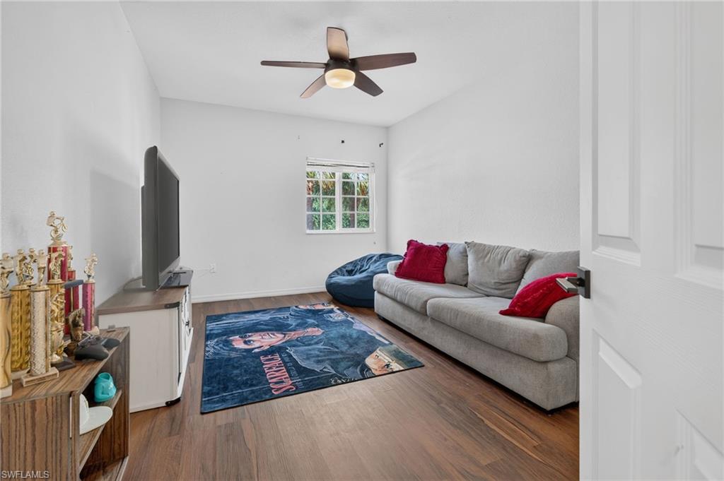 20254 Royal Villagio CT 203 photo 33