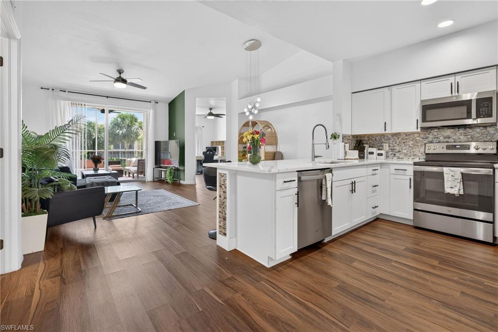 20254 Royal Villagio CT 203 photo 11