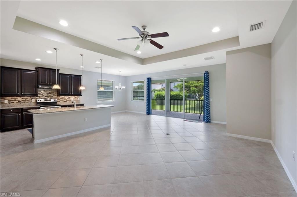 8649 Banyan Bay BLVD photo 10
