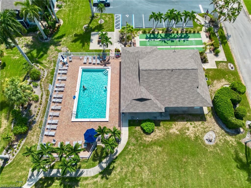 5471 PEPPERTREE DR 7 photo 32