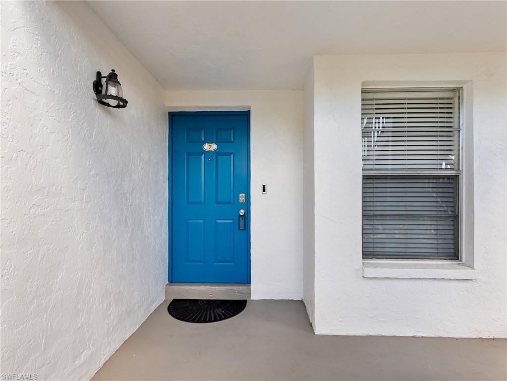 5471 PEPPERTREE DR 7 photo 29