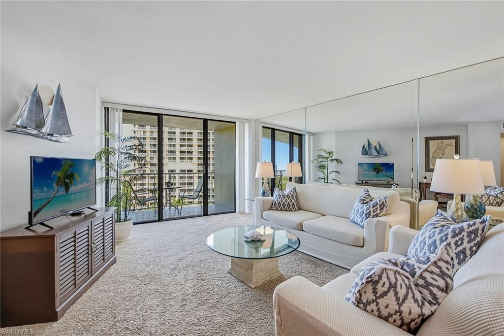 380 Seaview CT 908