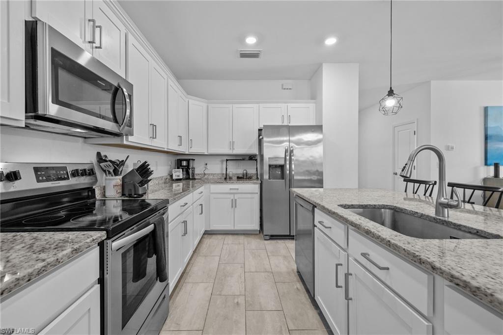 13845 Pine Lodge LN photo 10