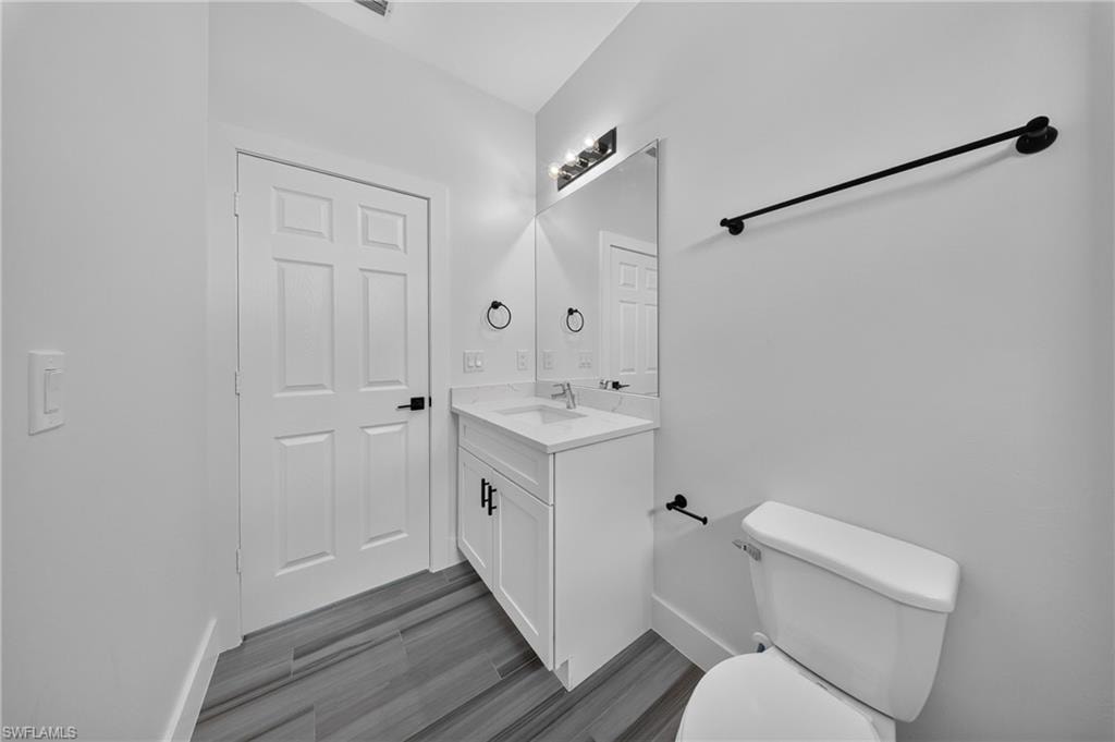3403 NE 13th AVE photo 15