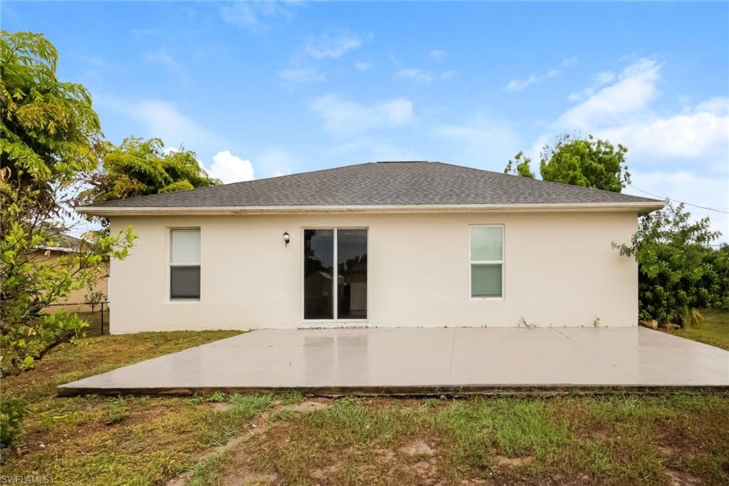 215 Manasota ST photo 14