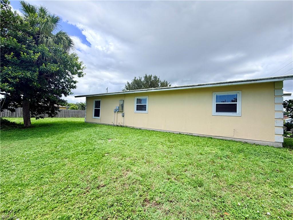 616 Santa Barbara BLVD photo 17