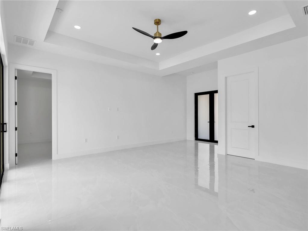 808 Willard AVE photo 9