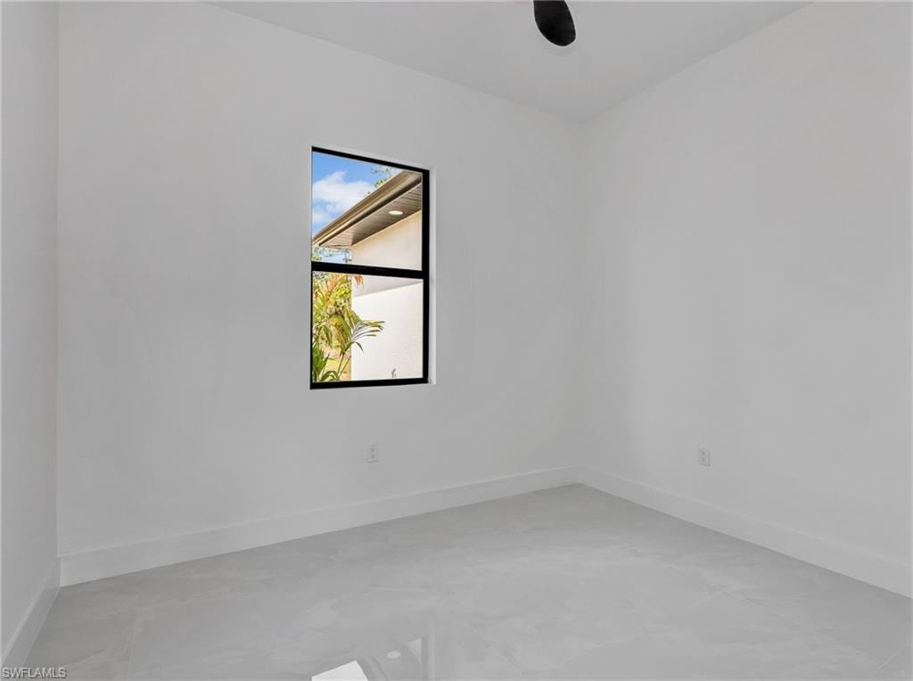 808 Willard AVE photo 25