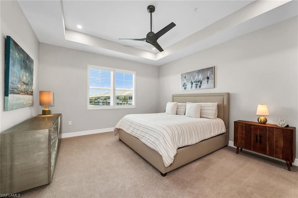 233 Indies DR E 201 photo 20