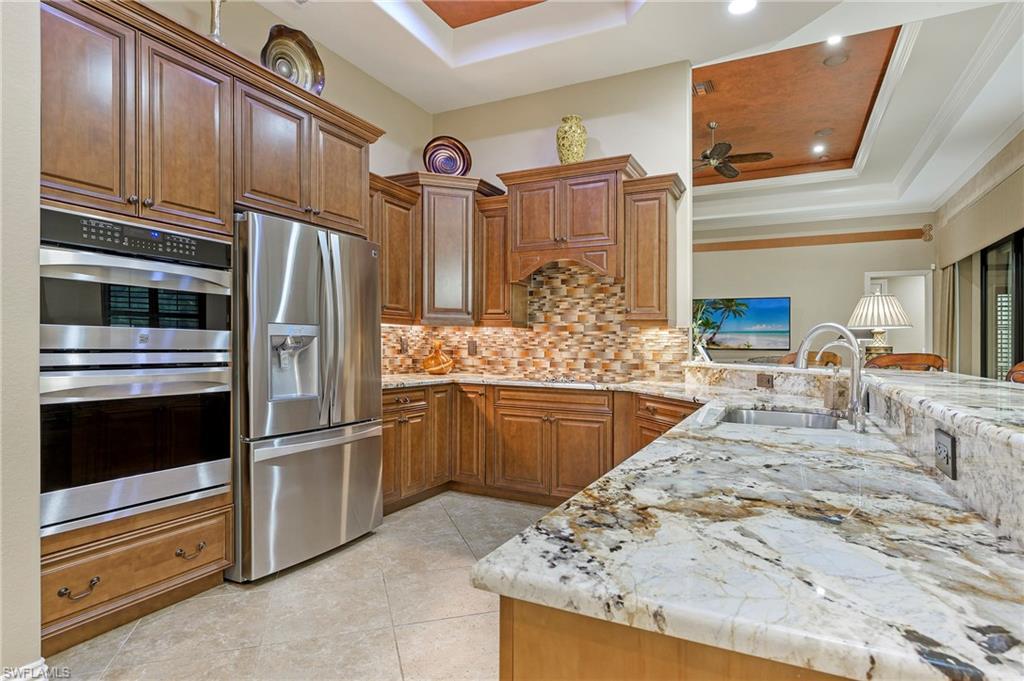 967 Tivoli DR photo 25