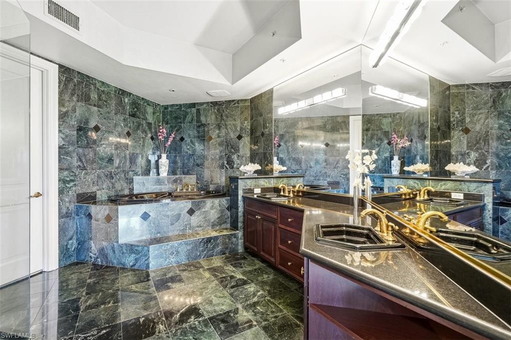 4801 Island Pond CT 801 photo 7
