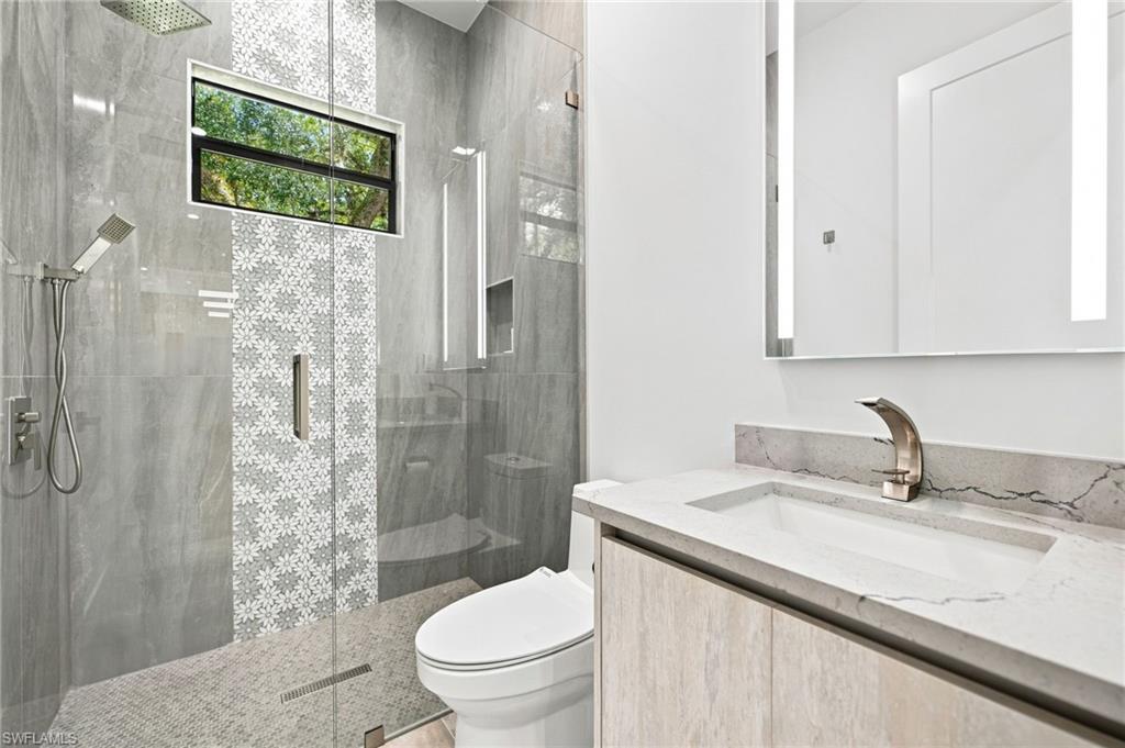 209 35th AVE NW photo 46