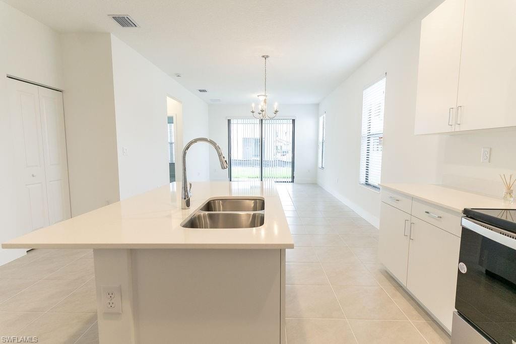 5554 Cassidy LN photo 13