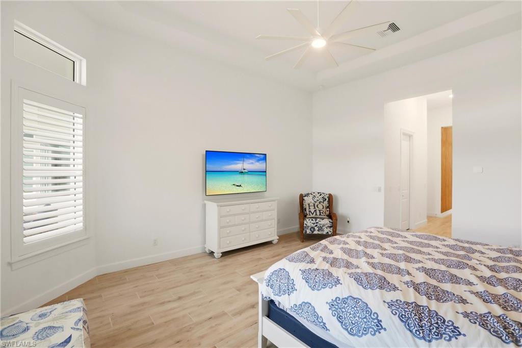 11420 Canal Grande DR photo 29