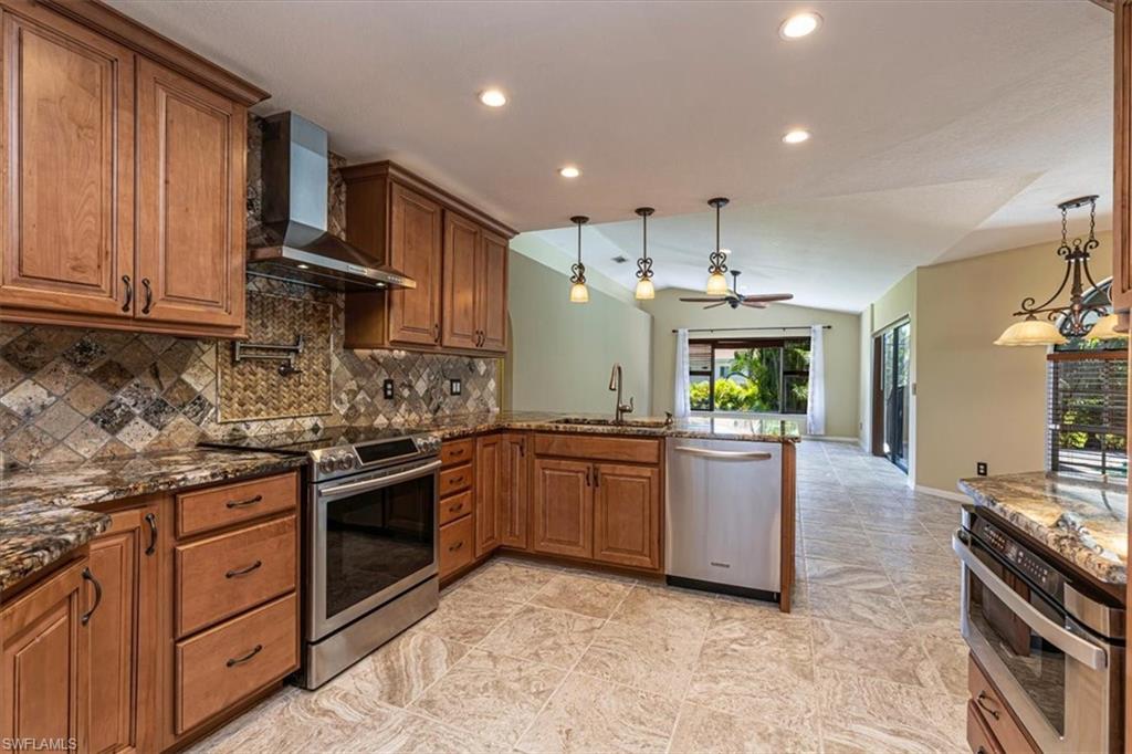 2816 SW 43rd LN photo 10
