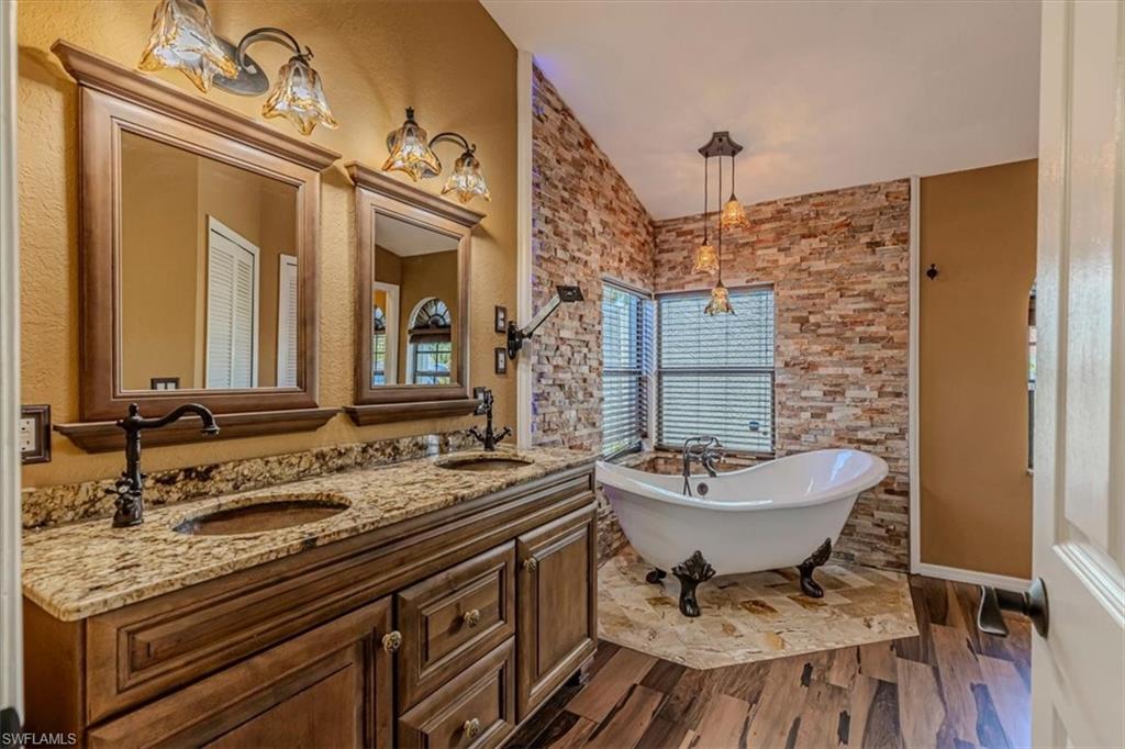 2816 SW 43rd LN photo 18