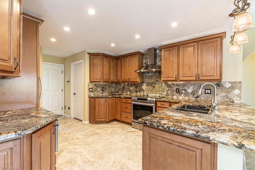 2816 SW 43rd LN photo 11