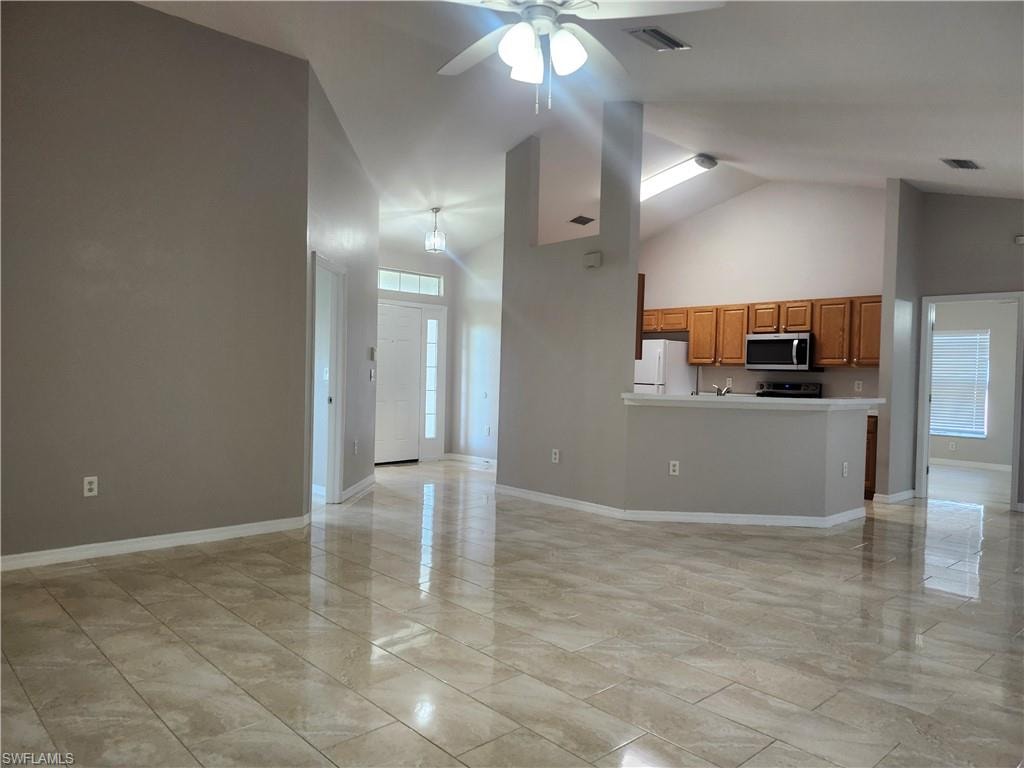 1713 SW 13th ST