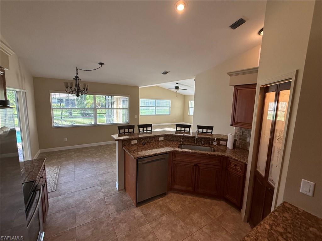 2838 SW 50th TER