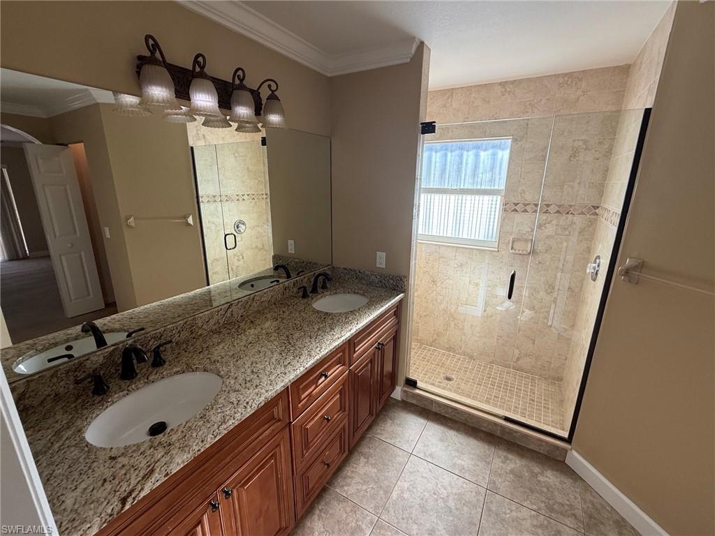 2838 SW 50th TER photo 15