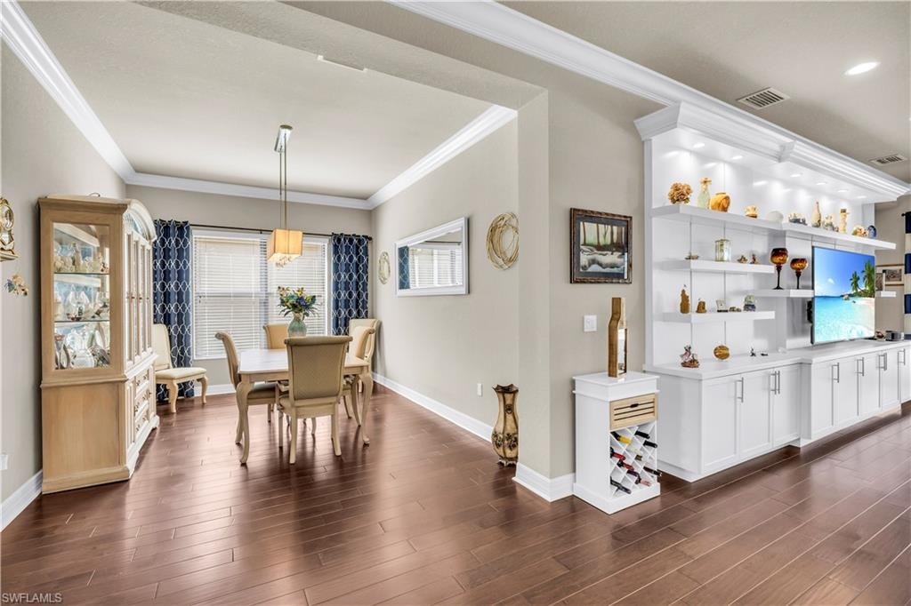 4193 Amelia WAY