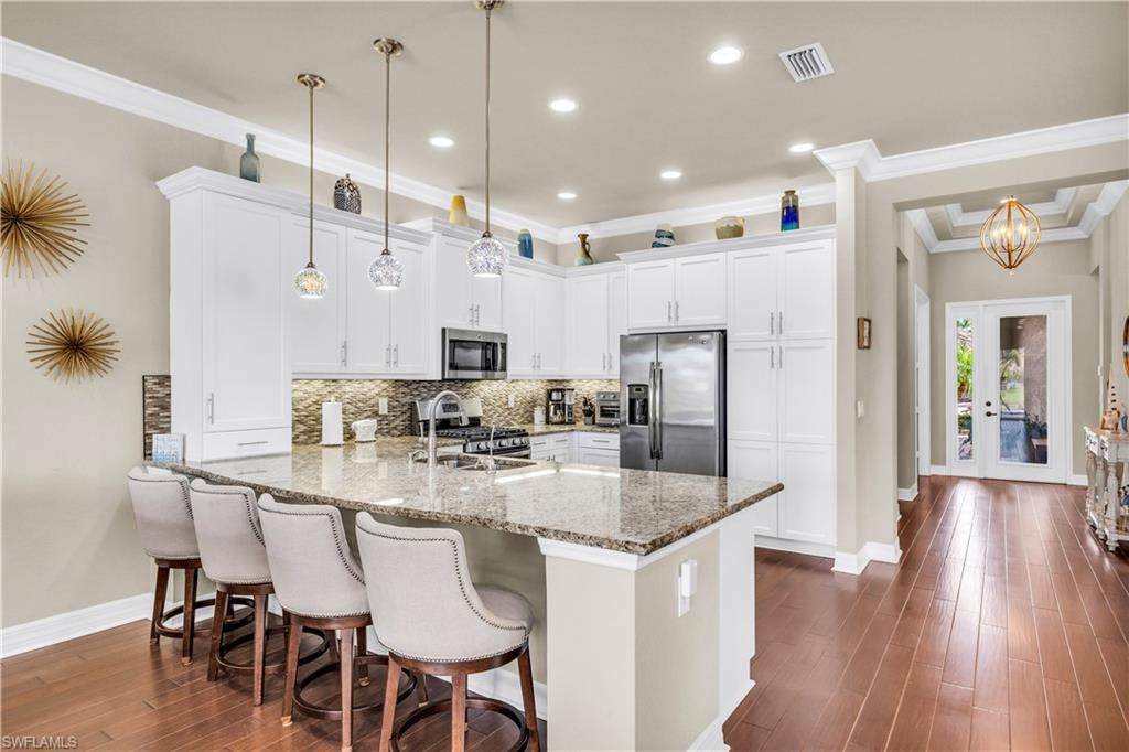 4193 Amelia WAY