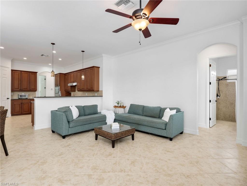 20921 Torre Del Lago ST photo 11