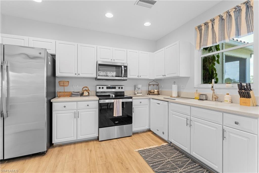8217 Parkstone PL 308 photo 18