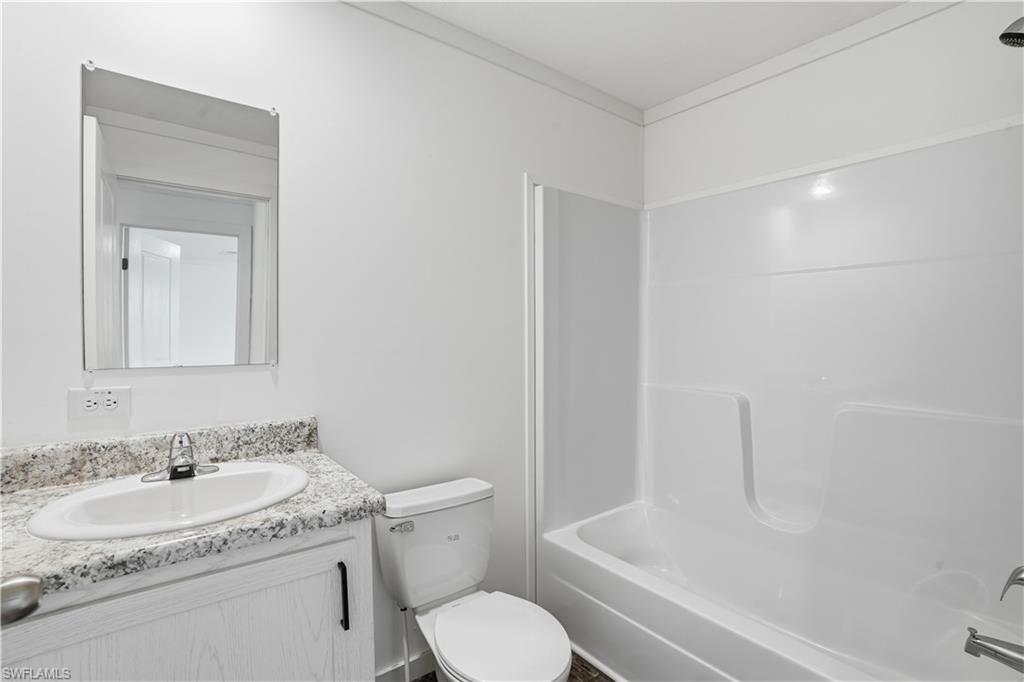 7 Birch BLVD photo 14