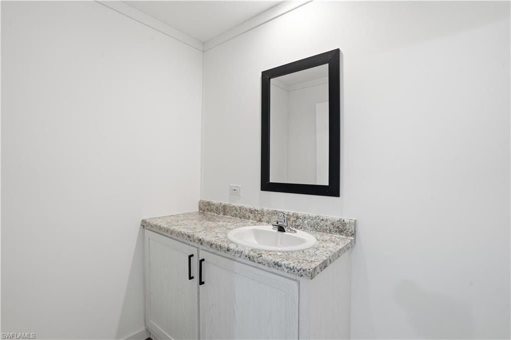 7 Birch BLVD photo 15