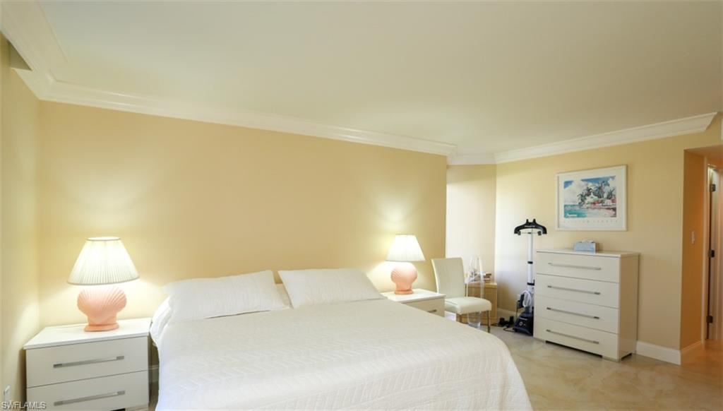 4551 Gulf Shore BLVD N 301 photo 23
